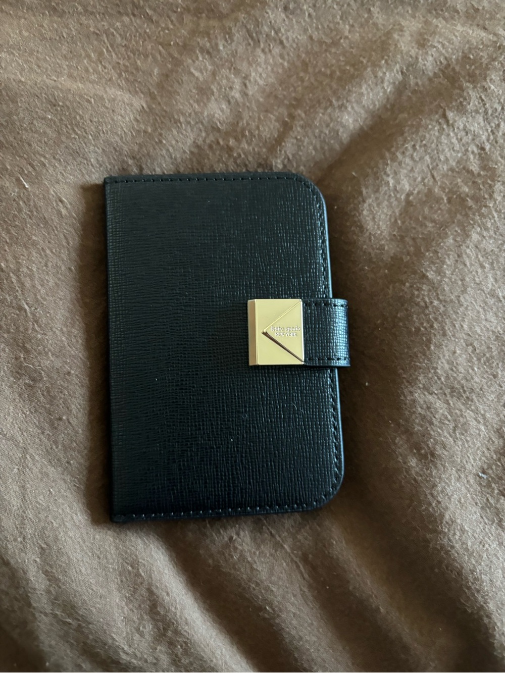 Kade spade magnet wallet